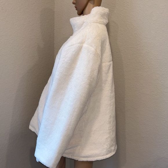 NorthFace Gardenia White Reversible Jacket-NWT - Picture 7 of 15